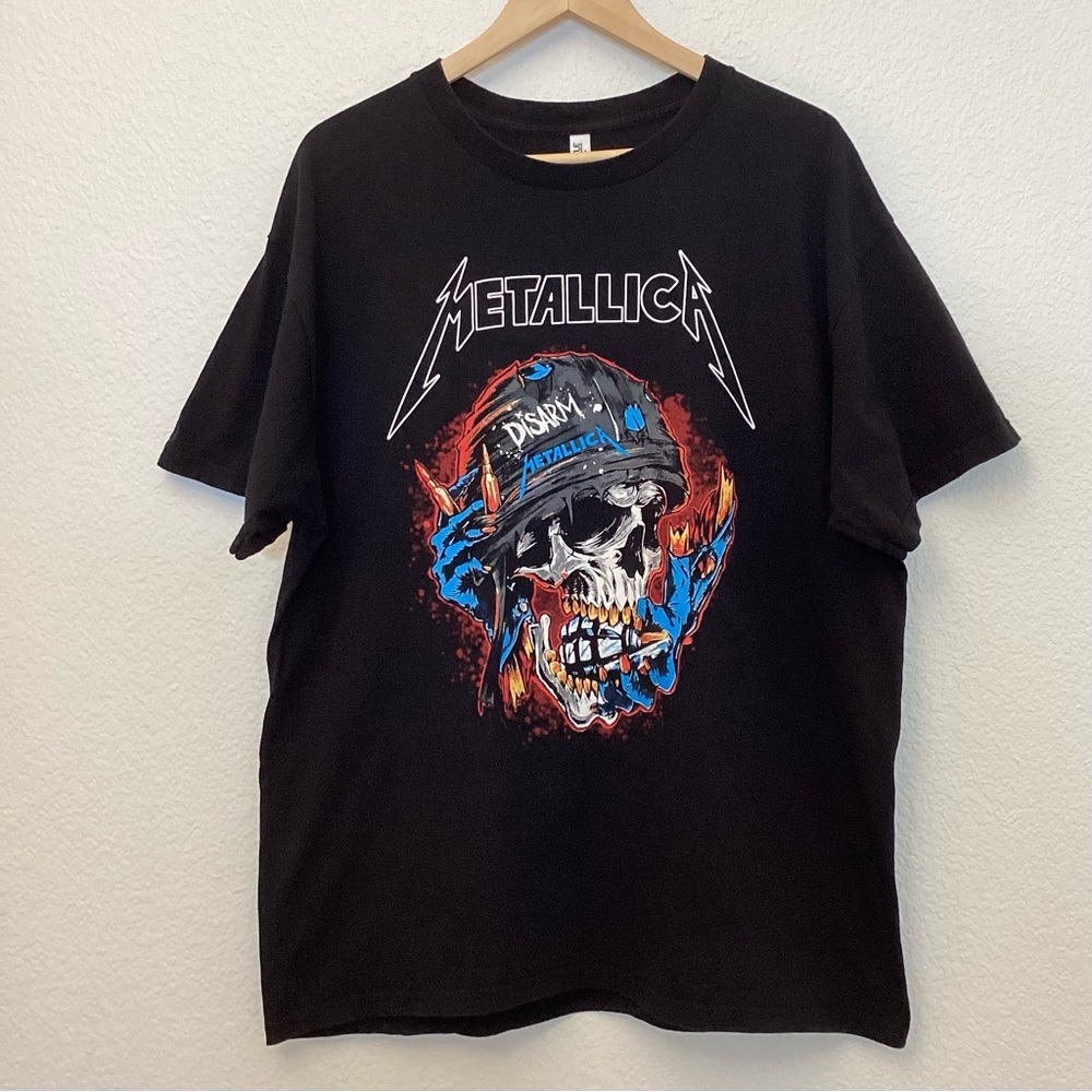 Metallica XL Disarm Men's Black Graphic Band Tee - Skull Helmet T Shirt
